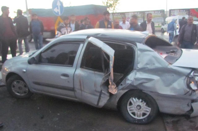 Urfa Siverek'te feci kaza: 1 ölü, 3 yaralı