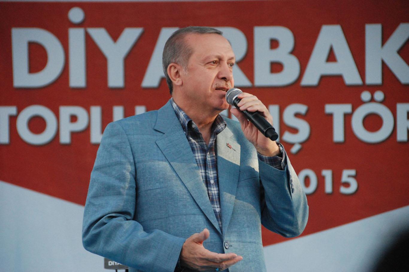 Erdoğan toplu açılışlar için Diyarbakır'da