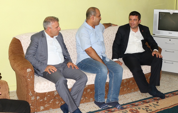 Müdür Murat Önen, şehit ailelerini ziyaret etti