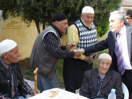 Fakıbaba, Yaşlıları Ziyaret Etti