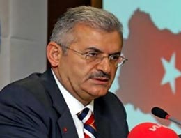AK Parti İzmir milletvekili adayı Binali Yıldırım, İzmir için plaka kodunda olduğu gibi 35 proje öngördüklerini belirtti