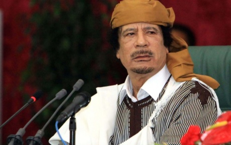 Kaddafi'ye Tutuklama Kararı