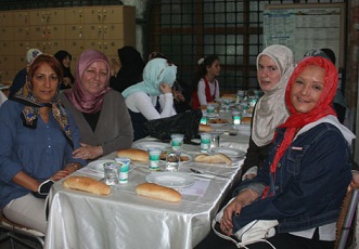 CHP, İmam hatif iftarında (FOTO)