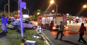 Şanlıurfa abide kavşağında kaza: 2 Yaralı