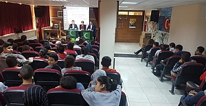 Atatürk Ortaokulunda Çocuklara Sanatı Sevdirecek Panel