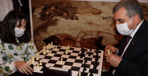 Şanlıurfa Büyükşehir, satranç ve akıl oyunları evi açtı