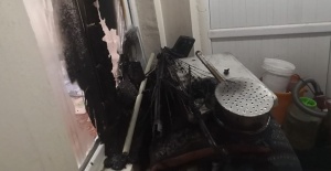 Sigara izmariti evi yakıyordu