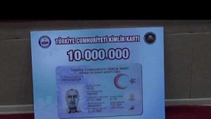 On milyonuncu kimlik kartı Şanlıurfa'da verildi