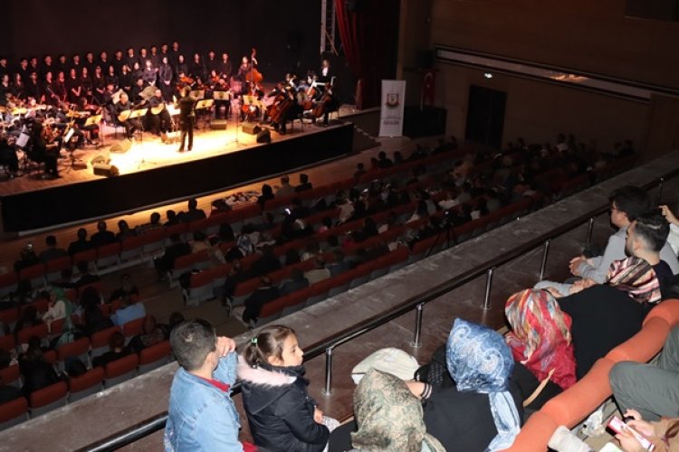 Şanlıurfa’da Âşık Veysel Ezgileri Yankılandı