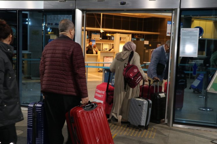 Urfa'dan İlk Hacı Kafilesi Yola Çıktı