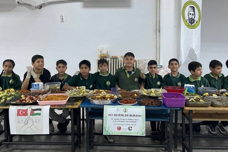 Abdülhamit Han İmam Hatip Ortaokulu'ndan Gazze Yararına Kermes