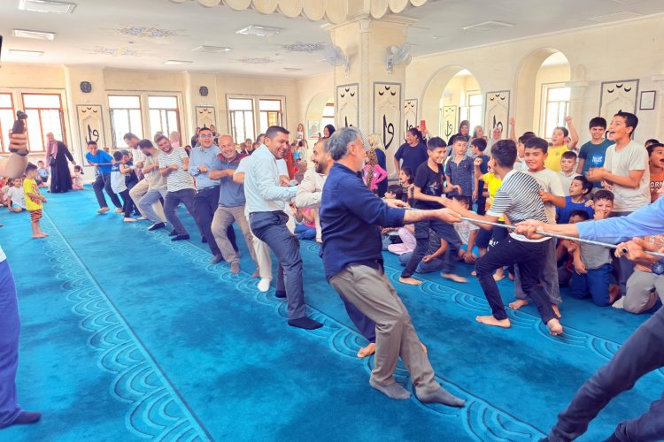 NASREDDİN HOCA CEYLANPINARLI ÇOCUKLARLA BULUŞTU