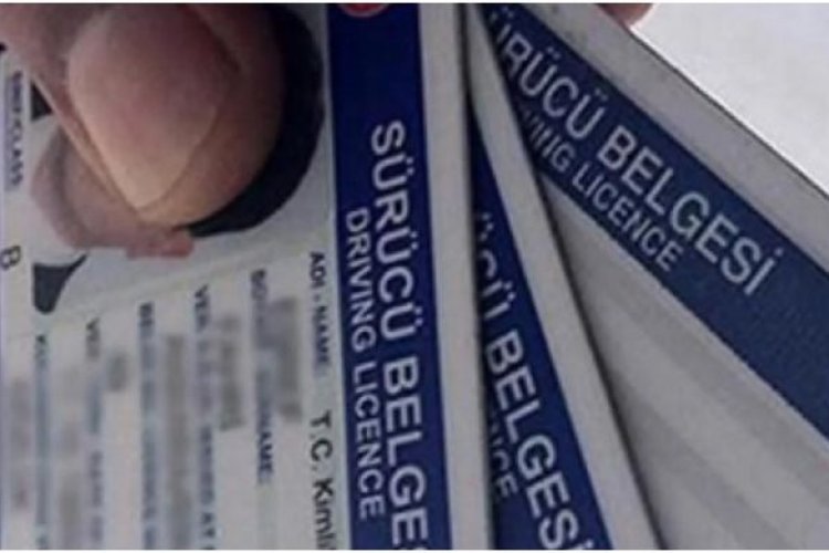 Eski tip sürücü belgelerinin yenileme süresi uzatıldı