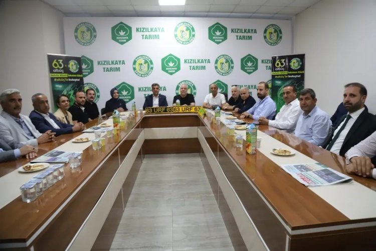 AK Parti İl Başkanı Günbegi’den Şanlıurfaspor’a Ziyaret