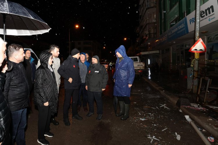 Balıkesir'de 6.1 büyüklüğünde deprem