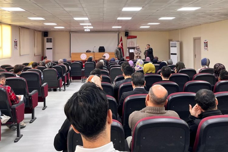 Halfeti ve Suruç’ta Aile Seminerleri Coşkuyla Gerçekleşti