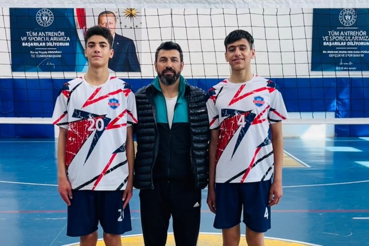 Harran Üniversitesi’nin Yetiştirdiği Sporcu, Voleybol U18 Milli Takım Kampına Davet Edildi