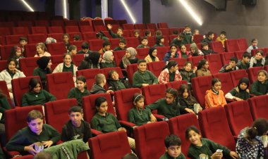 Şanlıurfa’da Kırsal Bölge Çocuklarına Unutulmaz Sinema Deneyimi
