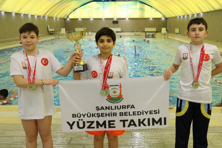 Şanlıurfa’nın Genç Kulaçlarından Madalya Yağmuru: 1 Kupa, 48 Madalya!