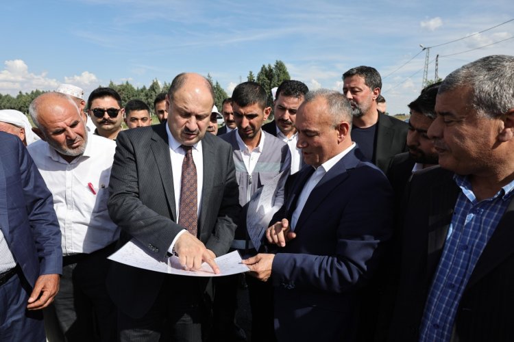 BAŞKAN GÜLPINAR’LA KIRSAL YOLLAR ALTIN ÇAĞINI YAŞIYOR