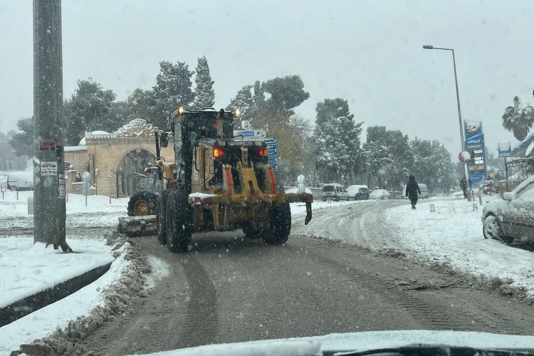 Vali Şıldak’tan Kar ve Buzlanma Uyarısı: Trafiğe Çıkmayın