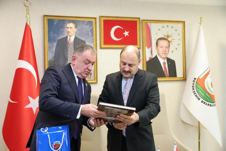 Şanlıurfa ile Pitești Arasında Gönül Köprüsü: Kardeş Şehir Protokolü İmzalandı