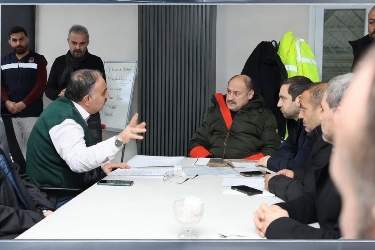 Başkan Gülpınar Kriz Masasının Başında: Şanlıurfa’da Kar Teyakkuzu!