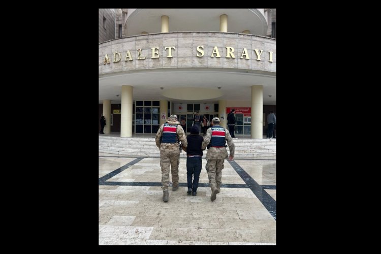 Şanlıurfa’da Firari Şahsa Jandarma Kıskacı: 14 Yıl Cezası Bulunuyordu