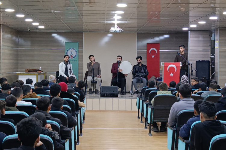 Şanlıurfa’da Manevi Atmosfer: Grup Dergah ve Öğrenciler Hep Bir Ağızdan Söyledi!