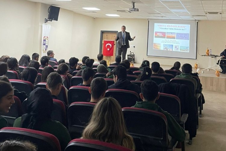 Şanlıurfa Şair Nabi Fen Lisesi’nde Oruca Bilimsel Bakış Semineri