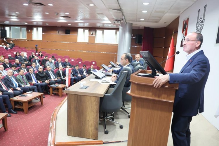 Şanlıurfa’nın Sağlık Geleceği Masaya Yatırıldı: Bekir Bozdağ Başkanlığında Dev İstişare