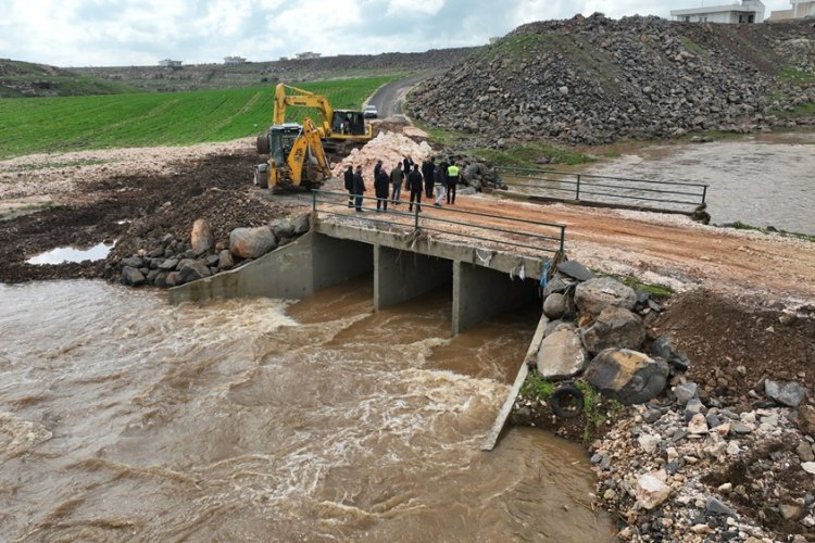 Şanlıurfa Büyükşehir Belediyesi, Viranşehir’de Sel Zararlarını Hızla Gideriyor