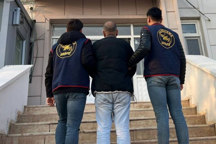 JANDARMADAN KAÇIŞA İZİN YOK: 8 YIL HAPİS CEZASIYLA ARANAN ŞAHIS YAKALANDI!