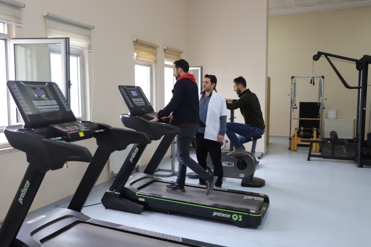 ŞANLIURFA’DA ÜCRETSİZ FİZYOTERAPİ DÖNEMİ: SAĞLIKLI HAYAT MERKEZİ KAPILARINI AÇTI!