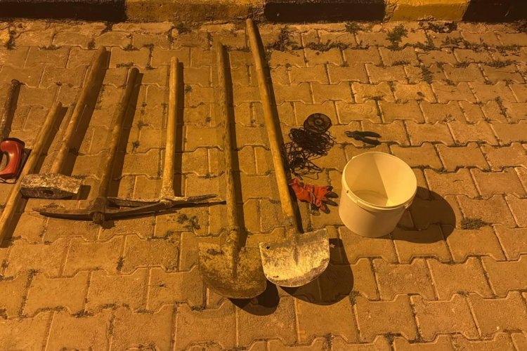 Şanlıurfa’da Kaçak Kazı Yapan Ekibe Operasyon: 5 Şüpheli Suçüstü Yakalandı