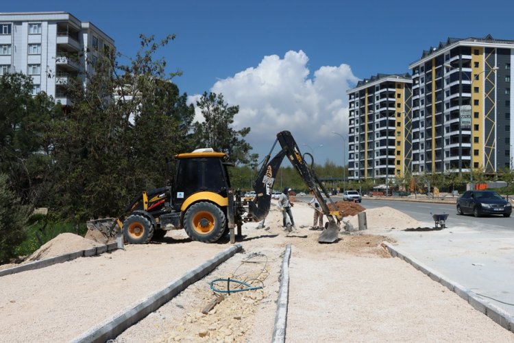 Şanlıurfa’da Bisikletli Ulaşım Atağı: Buluntu Hoca Bulvarı Yenileniyor