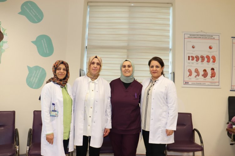 Ayağı Kırıldı Ama Doğumu Durdurmadı! Fedakar Ebenin Unutulmaz Hikayesi