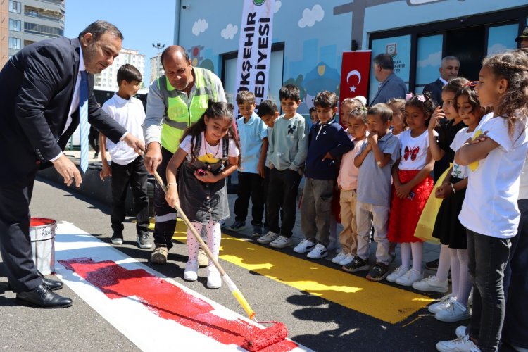 ŞANLIURFA’DA ÖĞRENCİLERE TRAFİK BİLİNCİ EĞİTİMİ VERİLDİ