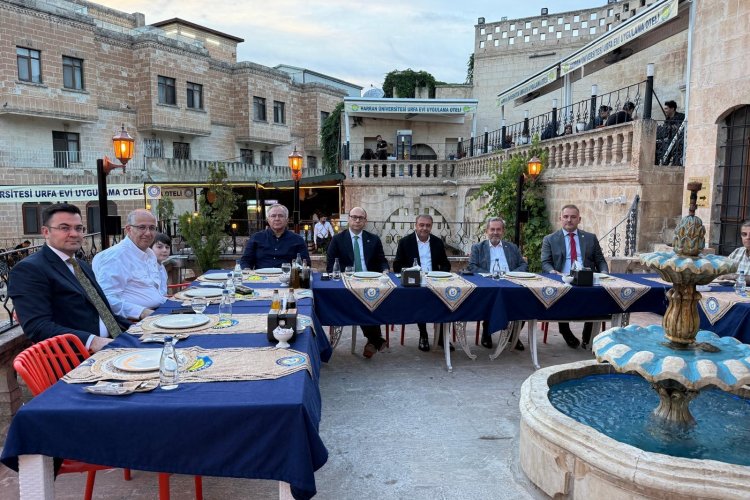 Harran Üniversitesi, Üniversite Hastanelerinin Geleceğine Yön Veren Önemli Bir Toplantıya Ev Sahipliği Yaptı