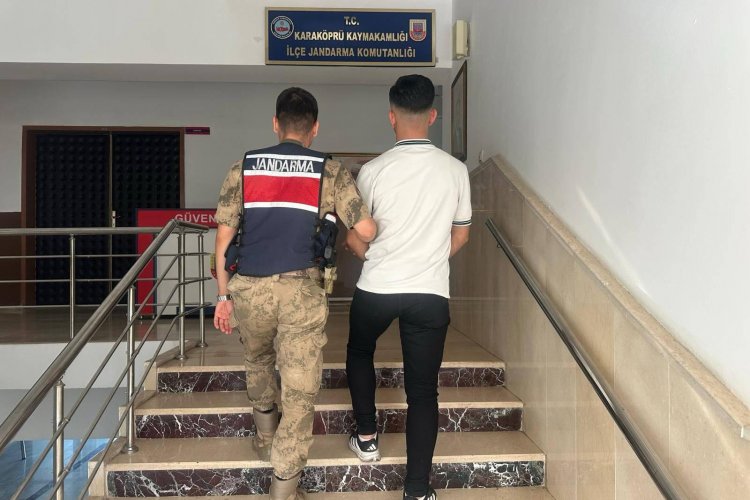 Şanlıurfa'da Firari Şahıs Jandarmadan Kaçamadı: 8 Yıl Hapis Cezası Bulunan Zanlı Yakalandı