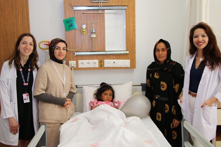 Şanlıurfa Eğitim ve Araştırma Hastanesi’nde Bir İlk: 5 Yaşındaki Hastaya Hayati Müdahale