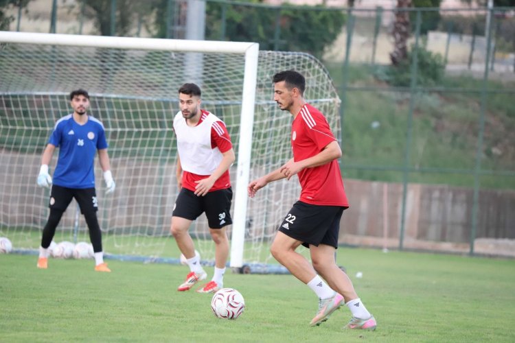 Karaköprü Belediyespor Yeni Sezon Mesaisini Sürdürüyor