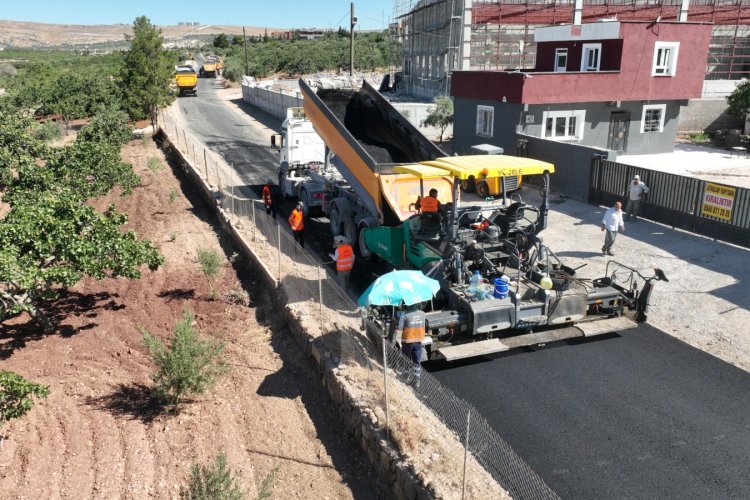 BÜYÜKŞEHİR, AÇIKSU CADDESİ’NDE YOL KALİTESİNİ YÜKSELTTİ