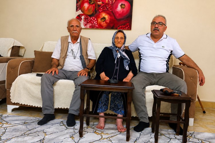 60 Yıllık Hasret Sona Erdi: Hedibe Nine Köklerinin İzini Şanlıurfa'da Buldu