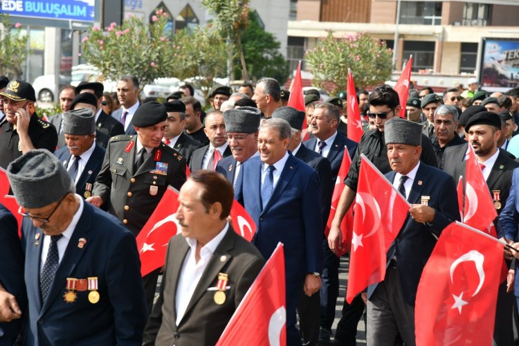Şanlıurfa’da 19 Eylül Gaziler Günü münasebetiyle kortej yürüyüşü gerçekleştirildi