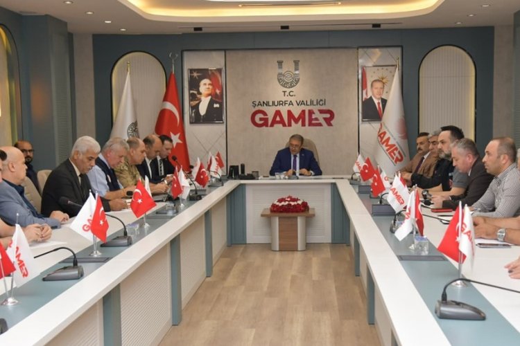 ŞANLIURFA VALİSİ HASAN ŞILDAK'TAN DEPREM SONRASI GÜNCEL AÇIKLAMA: HASAR TESPİT ÇALIŞMALARI BAŞLATILDI