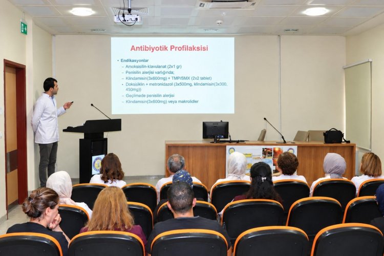 HRÜ HASTANESİ’NDE KUDUZDA FARKINDALIK EĞİTİMİ